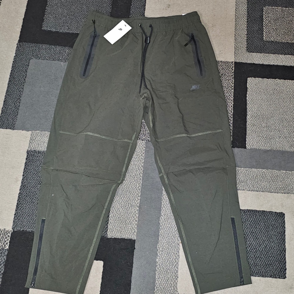 Nike Tech Woven Pants Mens Large Olive Green HM8241-355 New - Picture 2 of 5